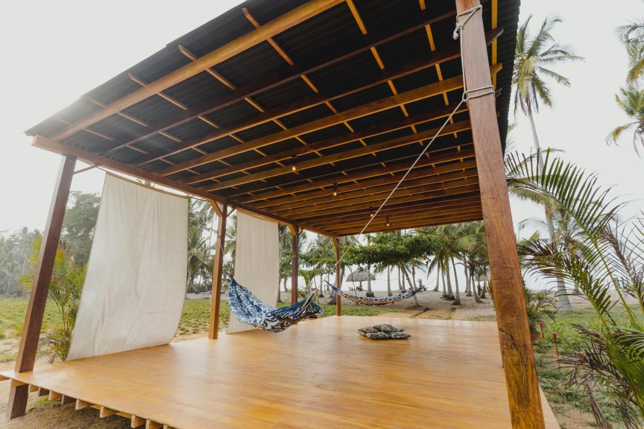Uuttaaka Eco-Hotel Паломино Екстериор снимка